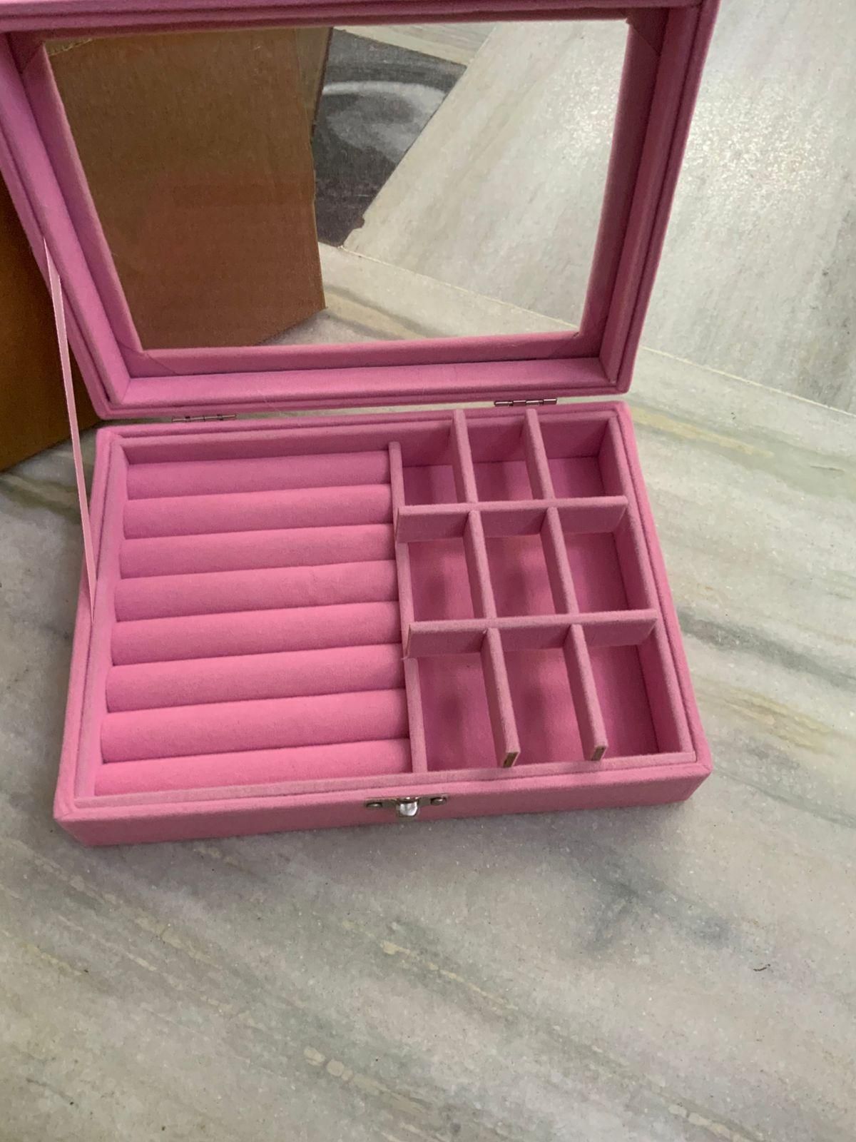 9 Grid Jewellery Organizer